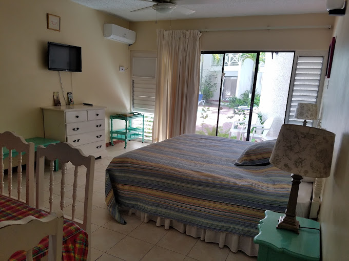 Chrisanns Beach Resort 2