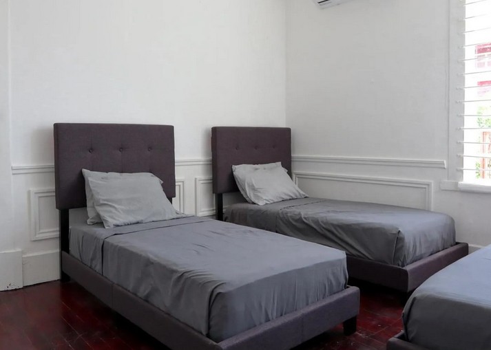 Commodore Great House 2