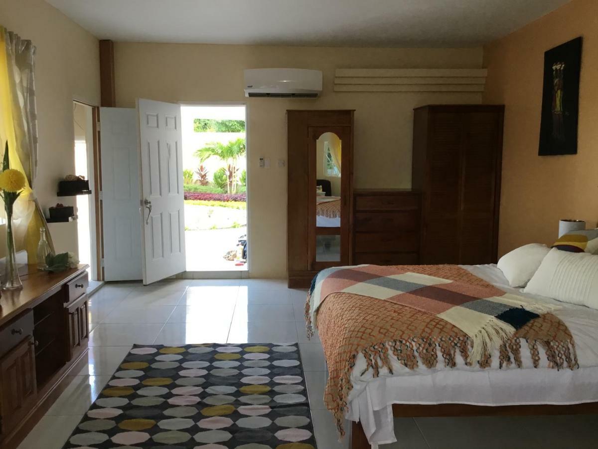 Cool Breeze Bed and Breakfast 2