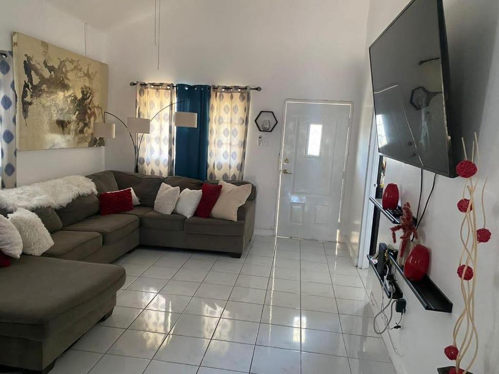 Cool Breeze Bed and Breakfast 3