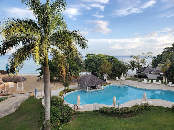 Couples Sans Souci 2