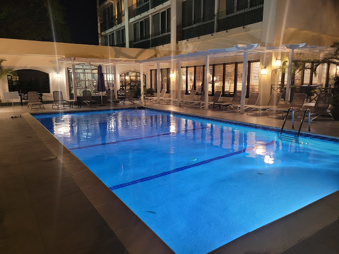 Courtleigh Hotel and Suites 3