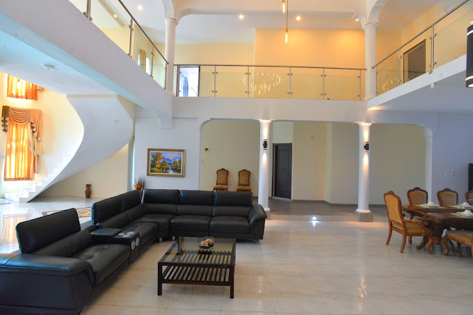 Crystal Palace Villa 2