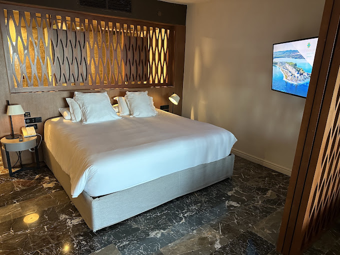 Excellence Oyster Bay 4