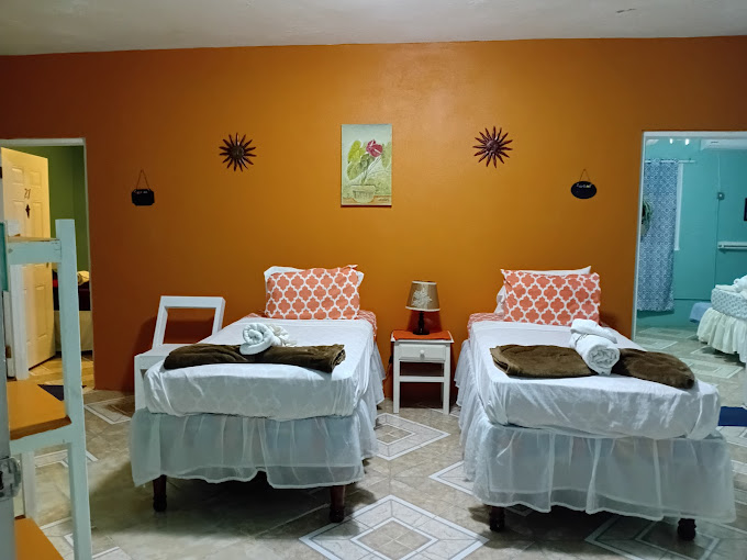 Fisherman's Inn Hotel 3