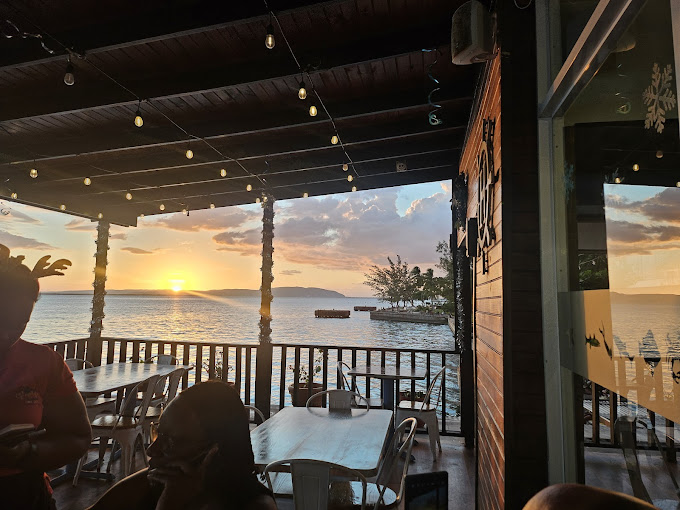 Gloria's Seafood City 2