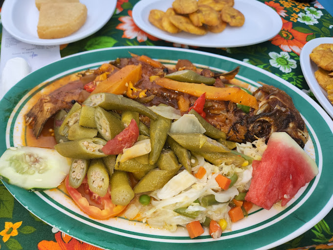 Jolly's Restaurant 3