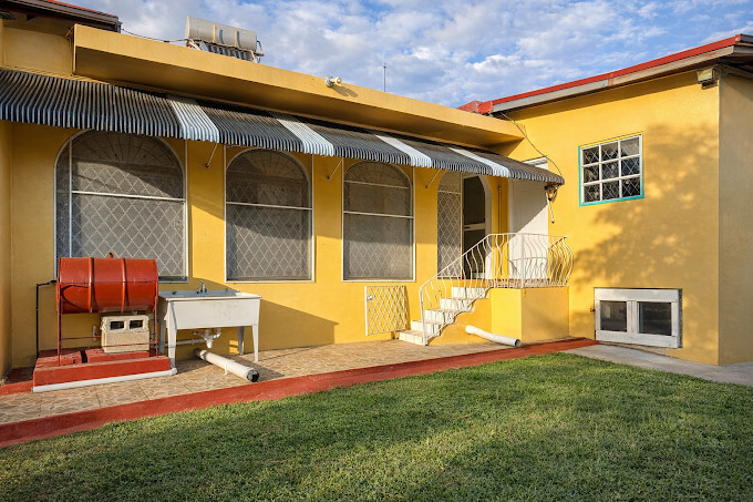 Ultimate Freedom Bed and Breakfast 24