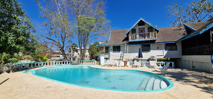 Xtabi on the Cliffs 2