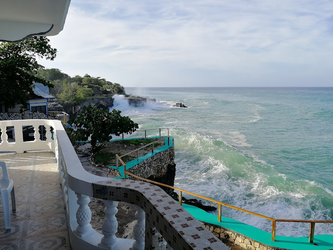 Kaisers Hotel & Resort 1