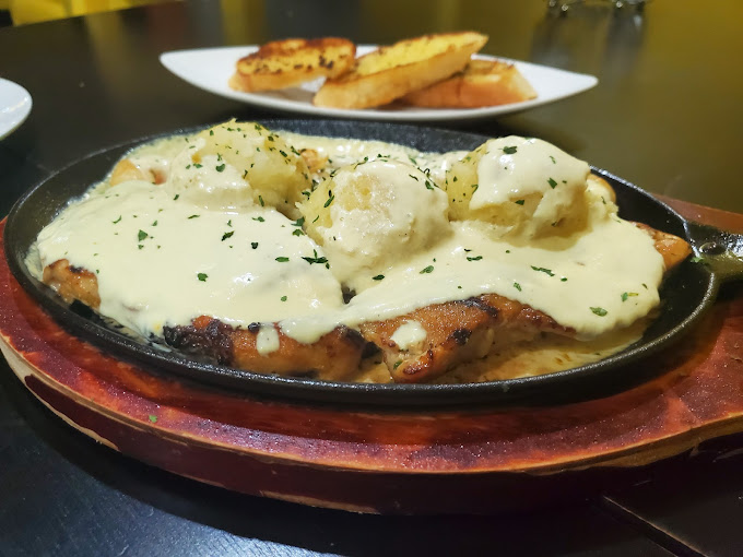 Living Room Bar and Dining 3