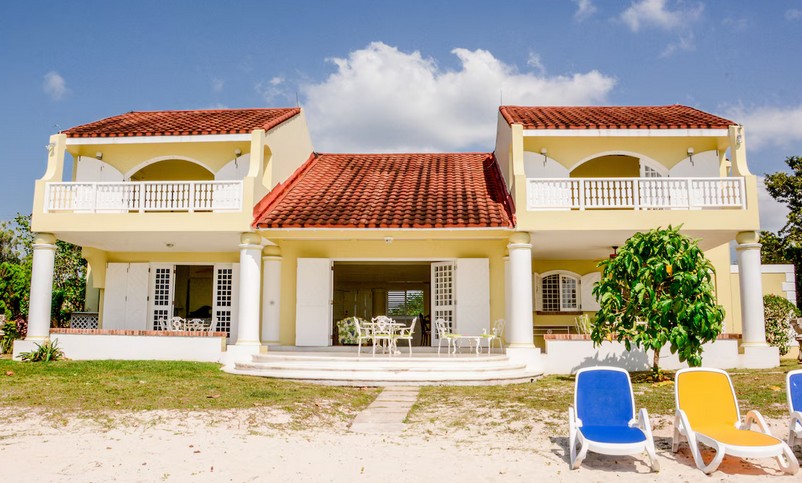 Negril Beach Villa 1