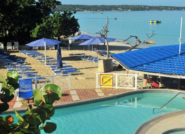 Negril Tree House Resort 4