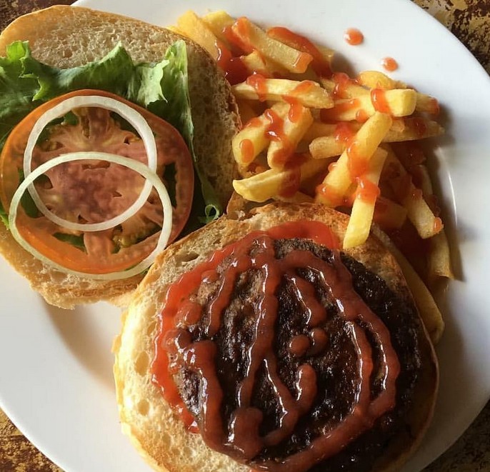 Ocho Rios Jerk Centre 4
