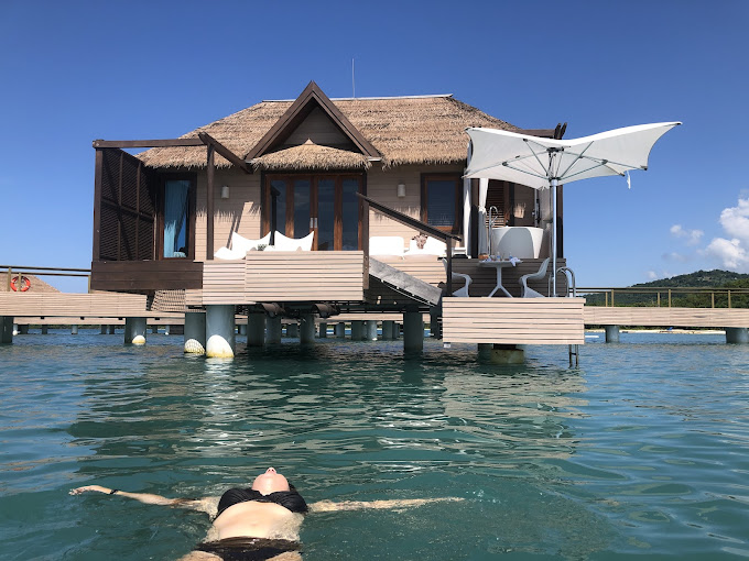 Overwater Bungalows 3