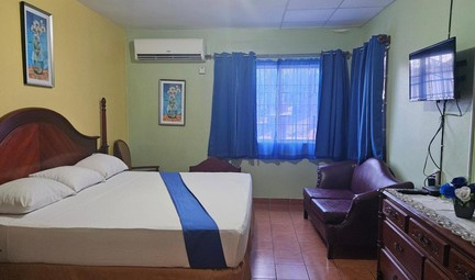 Palm Bay Guest House & Restaurant 1