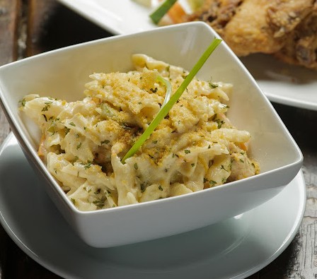 Pinyatas Lounge Restaurant 4