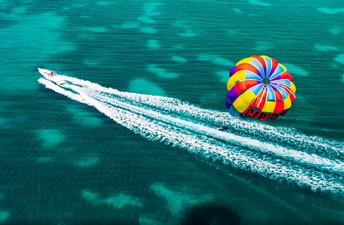 Premium Parasail 2