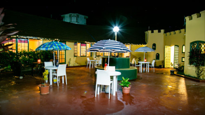 Queen G's Restaurant 1