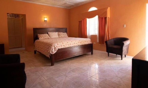 Round View Guest House 2