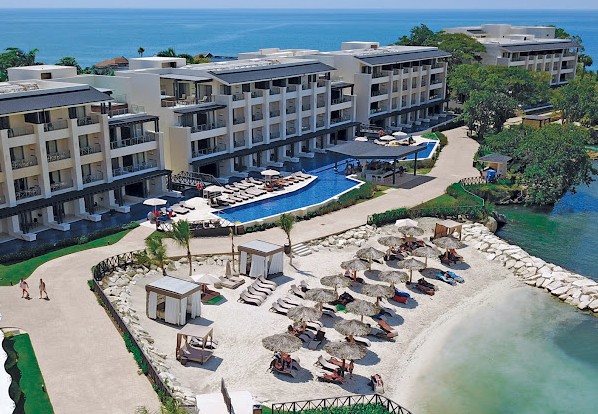 Royalton Hideaway Negril 9