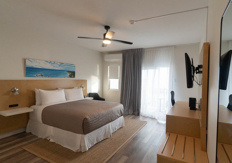 Russell's Jamaica Resort 6