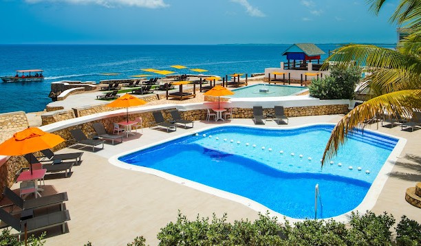 Samsara Cliff Hotel 8