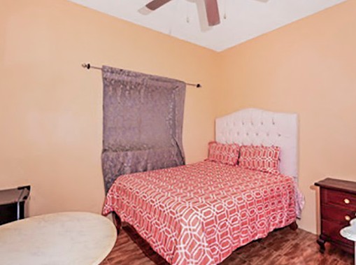 Scarlett Guesthouse By The Sea 3