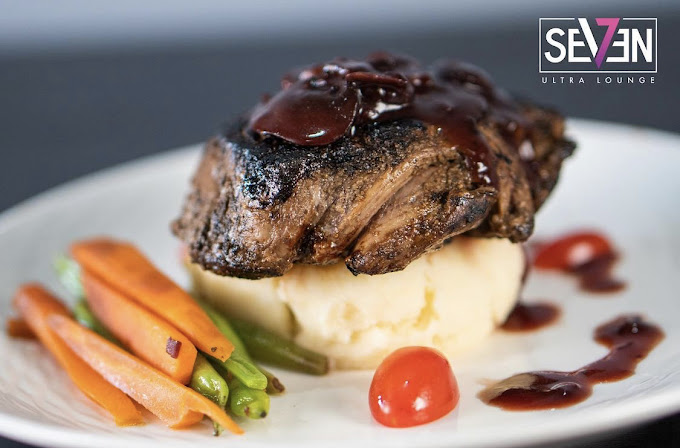 Seven Ultra Lounge 3