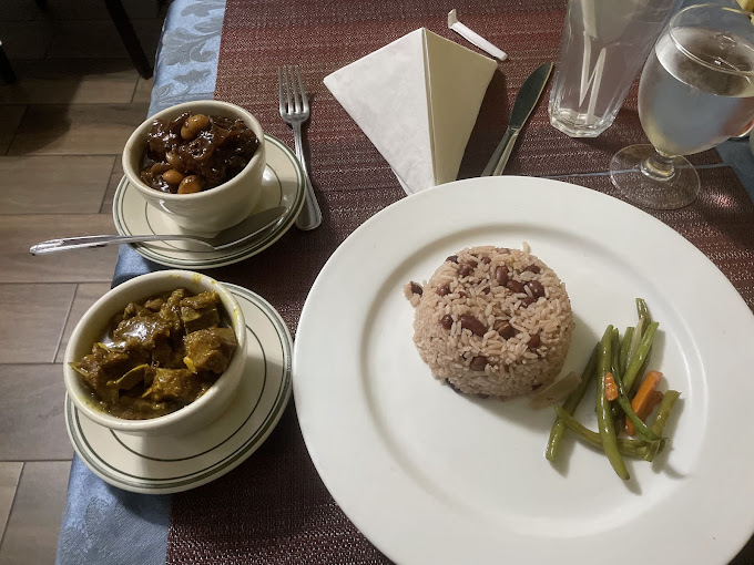 Sonia's Homestyle Cooking & Natural Juices 1