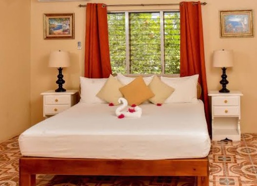 Sunset Resort and Villas 3