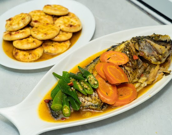 Tatch Tree Restaurant 3